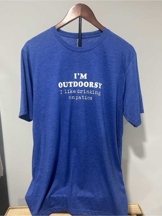 Other - NWT “I'M OUTDOORSY I like drinking on patios” Men's Blue Graphic Tee